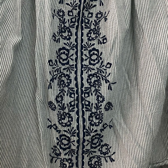 Blouse - Picture 3 of 4